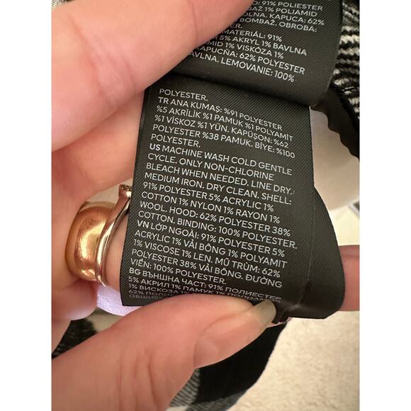 Divided H&M black/white plaid hooded jacket, size small - Picture 15 of 15